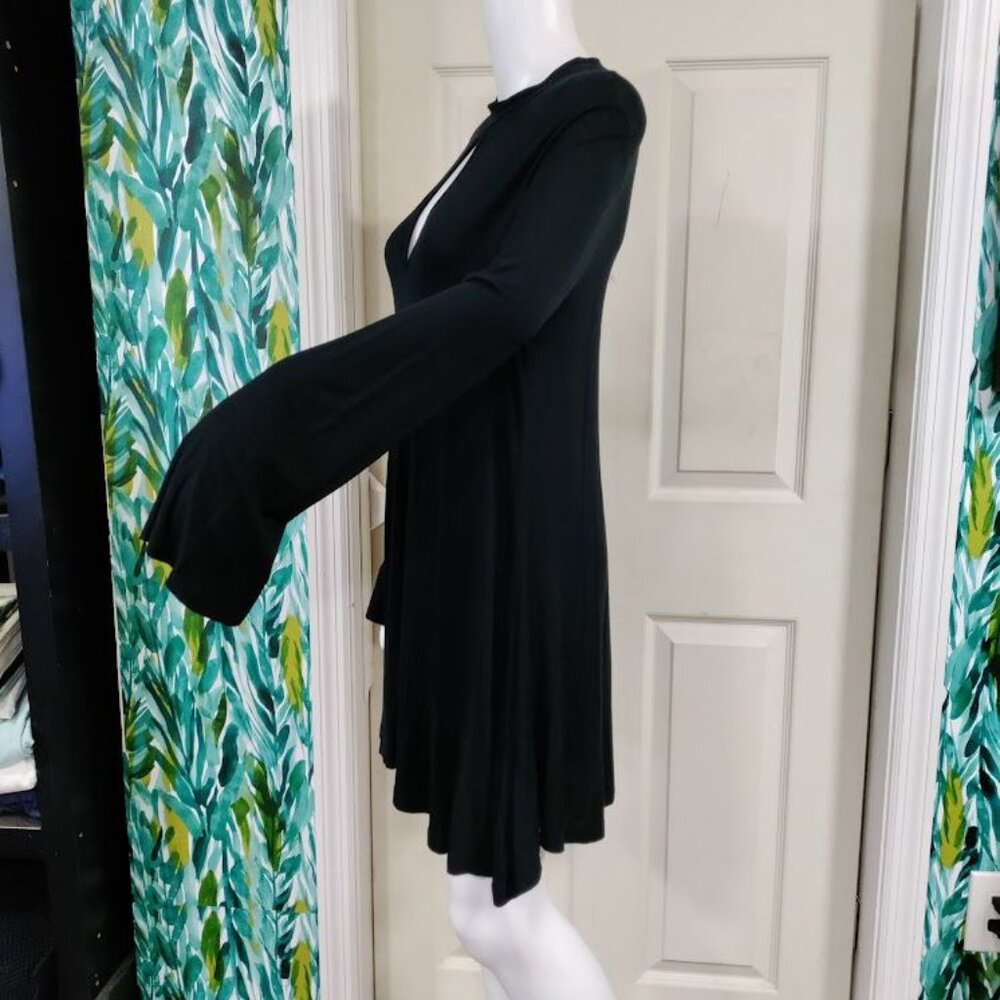 Gypsy Warrior Long Sleeve Keyhole Mock Neck Mini Dress Black Women's Size M - Picture 4 of 10
